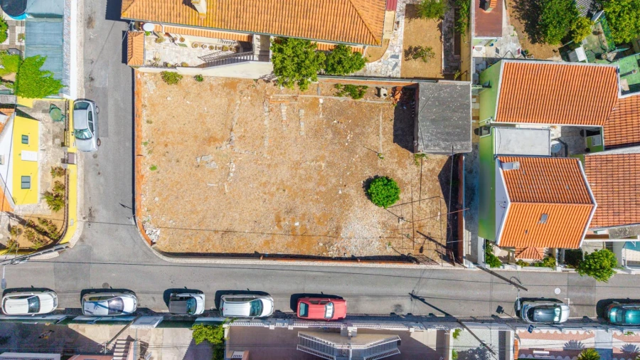 Terreno para Venda em São Domingos de Rana Foto 2