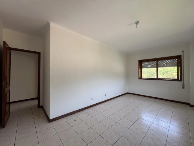 Apartamento T3 para Venda em Serzedo e Perosinho Foto 2