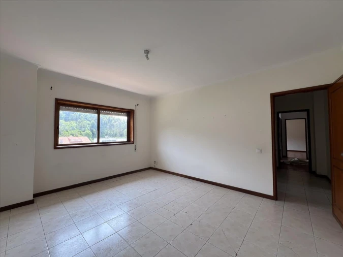 Apartamento T3 para Venda em Serzedo e Perosinho Foto 3