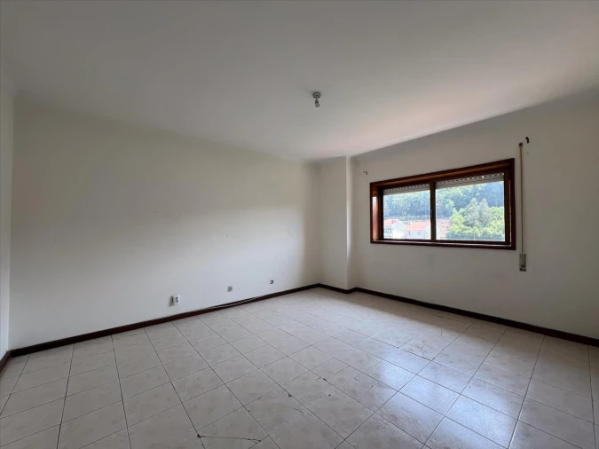 Apartamento T3 para Venda em Serzedo e Perosinho Foto 8