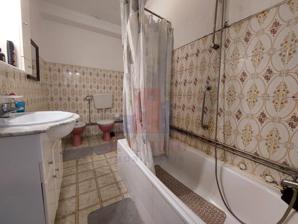 Apartamento T2 para Venda em Caldas da Rainha - Santo Onofre e Serra do Bouro Foto 7