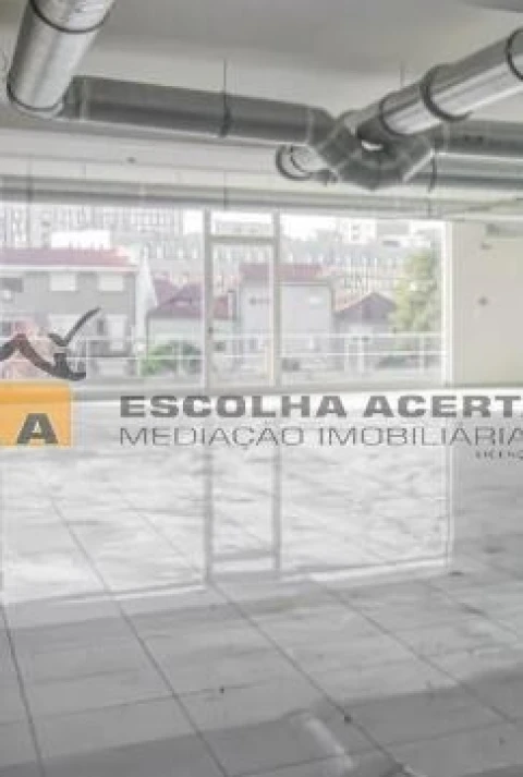 Loja para Venda em Cedofeita, Santo Ildefonso, Sé, Miragaia, São Nicolau e Vitória