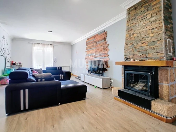 Moradia T4 para Venda em Redondelo