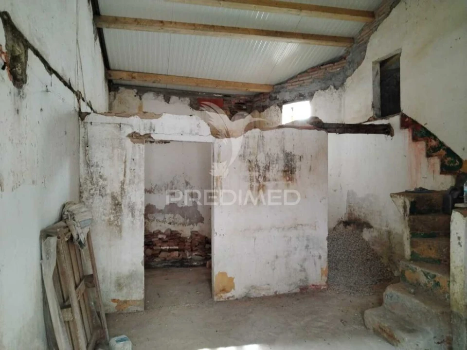 Moradia T2 para Venda em Alpalhão Foto 4