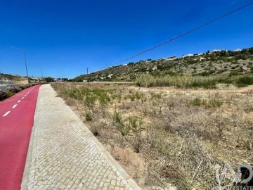 Terreno para Venda em Albufeira e Olhos de Água