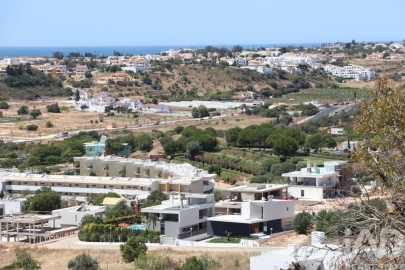 Terreno para Venda em Albufeira e Olhos de Água