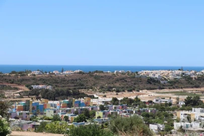 Terreno para Venda em Albufeira e Olhos de Água