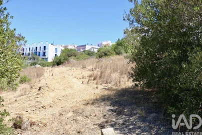 Terreno para Venda em Albufeira e Olhos de Água