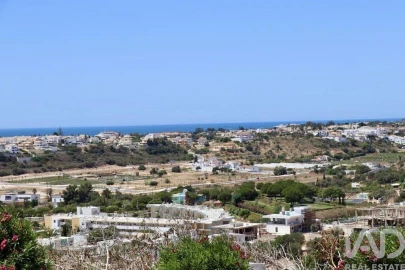 Terreno para Venda em Albufeira e Olhos de Água
