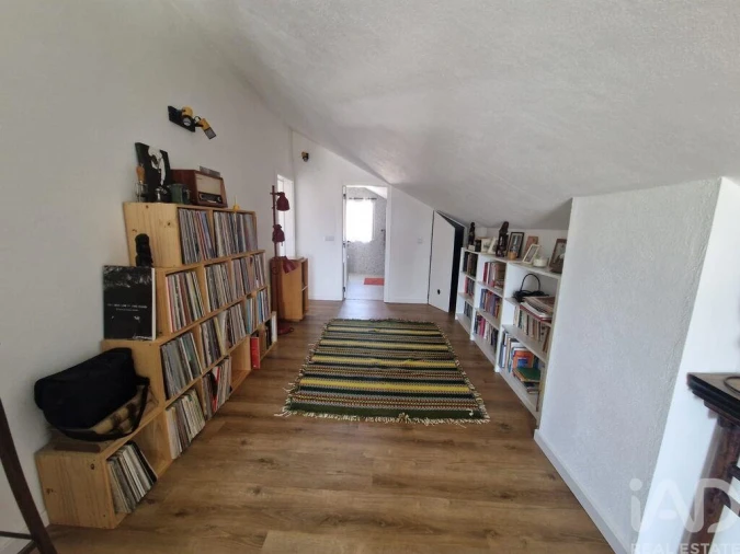 Moradia T4 para Venda em Peral Foto 16