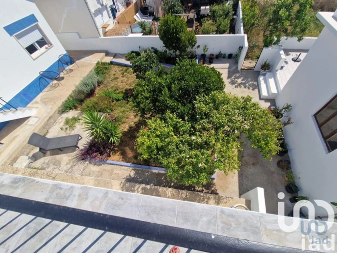 Moradia T4 para Venda em Peral Foto 3