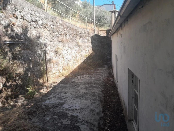 Moradia T6 para Venda em Cantar-Galo e Vila do Carvalho Foto 11