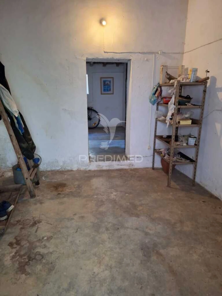 Moradia T1 para Venda em Urra Foto 6