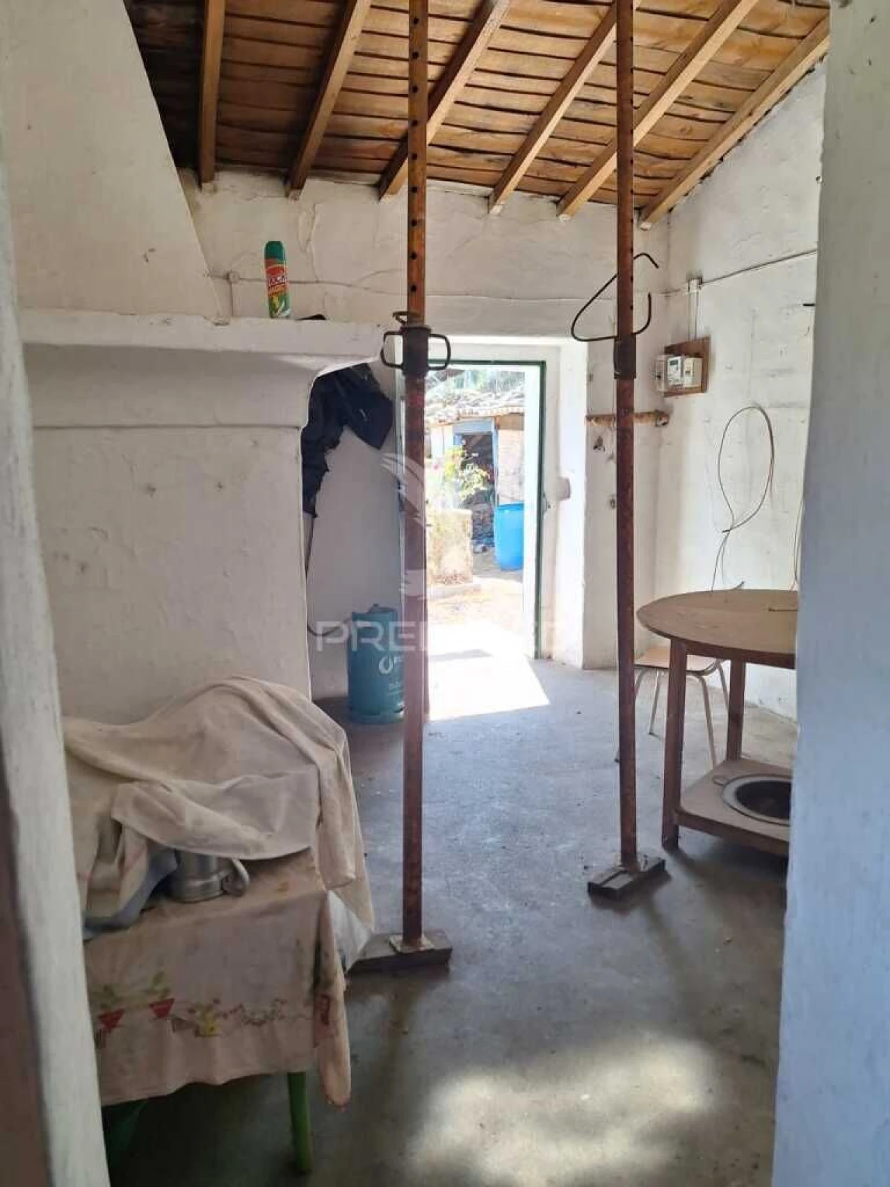 Moradia T1 para Venda em Urra Foto 8