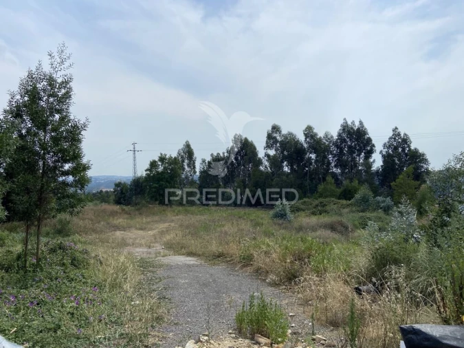 Terreno para Venda em Fânzeres e São Pedro da Cova Foto 5