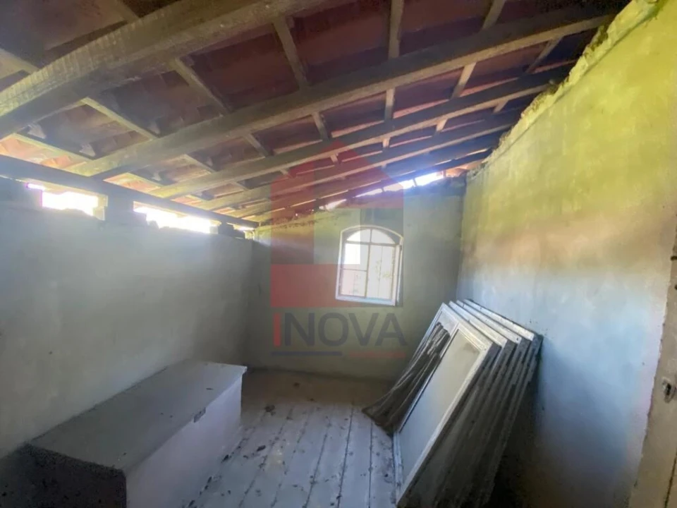 Moradia T1 para Venda em Valbom (São Pedro), Passô e Valbom (São Martinho) Foto 12