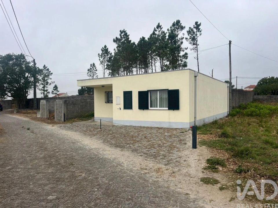 Moradia T2 para Venda em Antas Foto 3