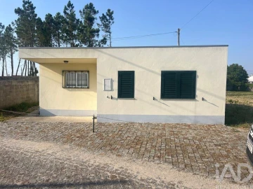 Moradia T2 para Venda em Antas