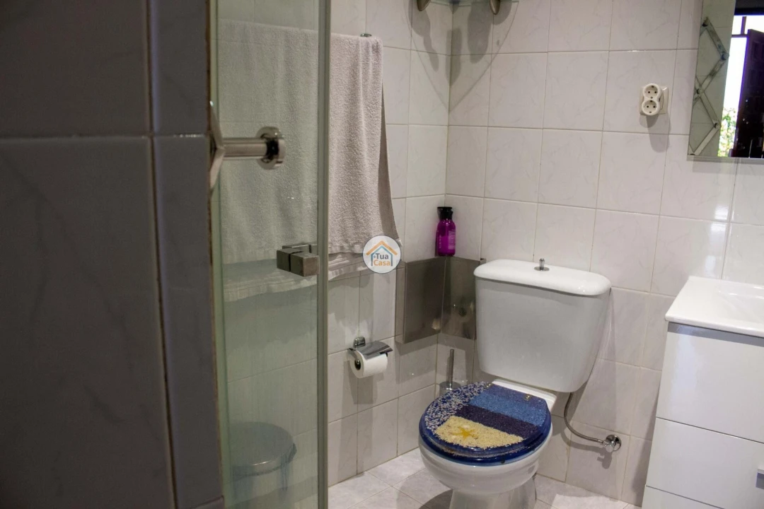 Moradia T5 para Venda em Nogueira e Silva Escura Foto 16