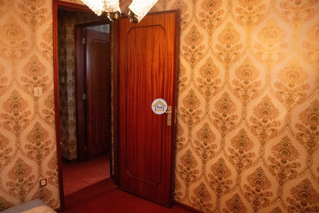 Moradia T5 para Venda em Nogueira e Silva Escura Foto 36