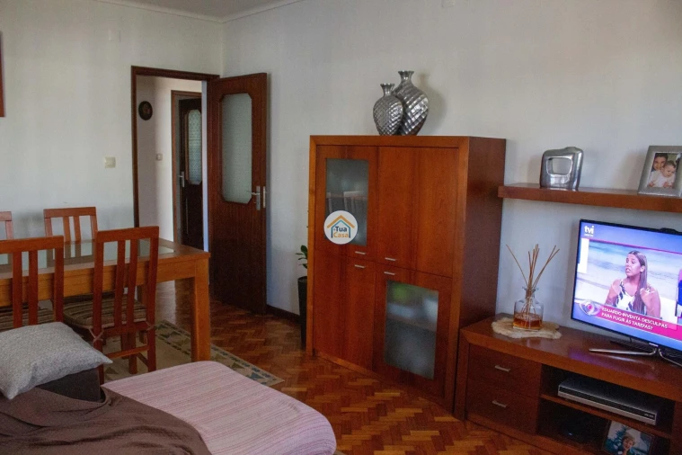 Moradia T5 para Venda em Nogueira e Silva Escura Foto 14