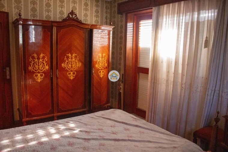 Moradia T5 para Venda em Nogueira e Silva Escura Foto 33