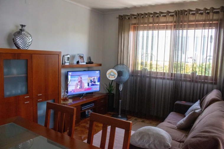 Moradia T5 para Venda em Nogueira e Silva Escura Foto 13