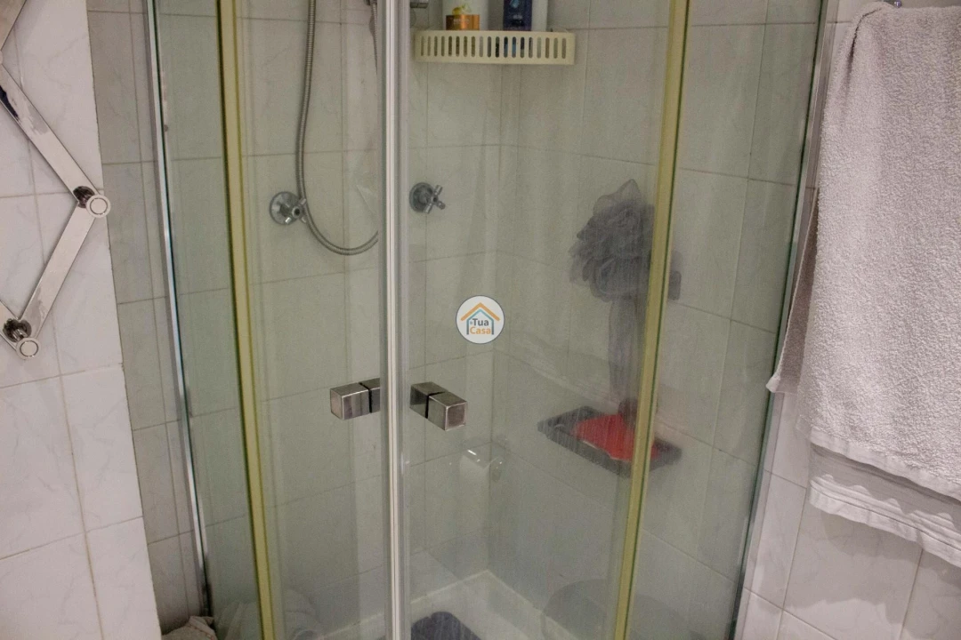 Moradia T5 para Venda em Nogueira e Silva Escura Foto 17