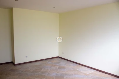 Moradia T4 para Venda em Mafamude e Vilar do Paraíso