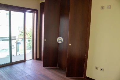 Moradia T4 para Venda em Mafamude e Vilar do Paraíso