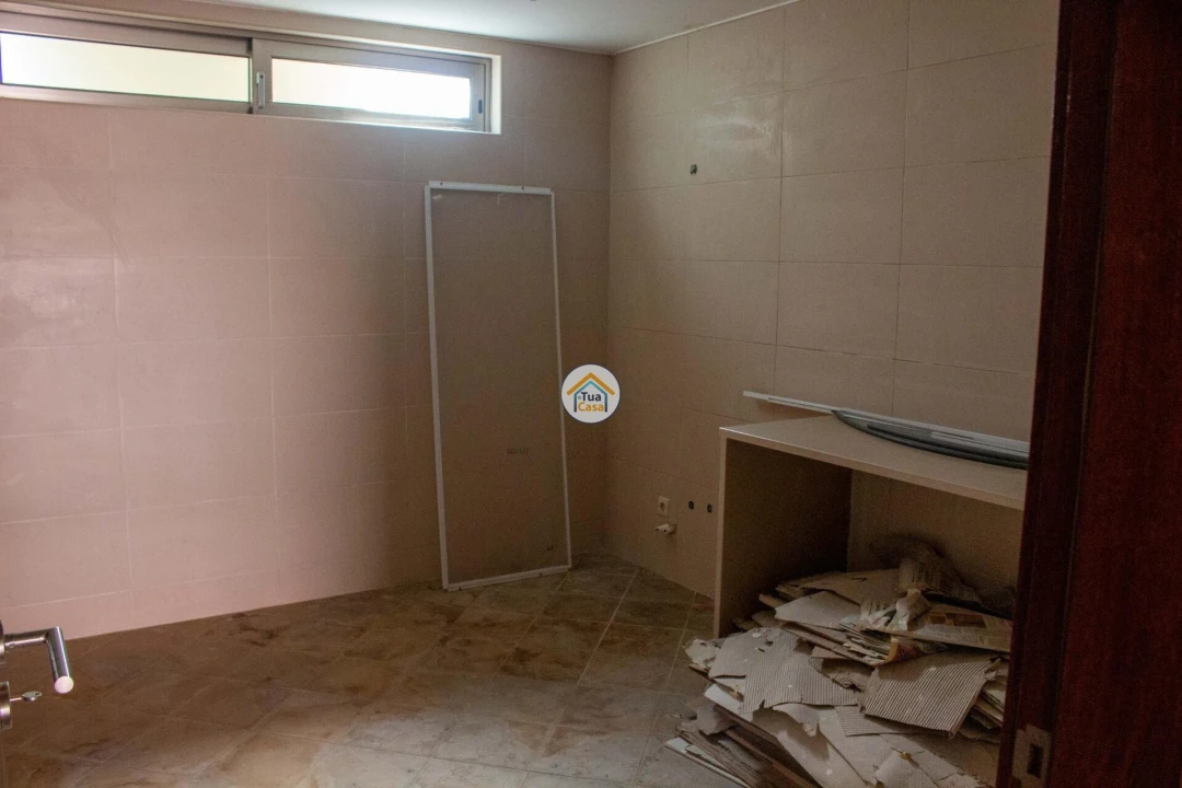 Moradia T4 para Venda em Mafamude e Vilar do Paraíso Foto 37