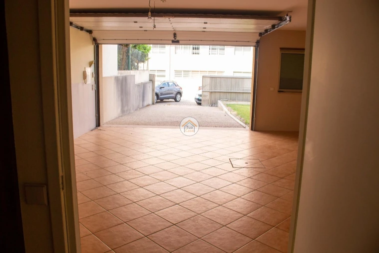 Moradia T4 para Venda em Mafamude e Vilar do Paraíso Foto 45