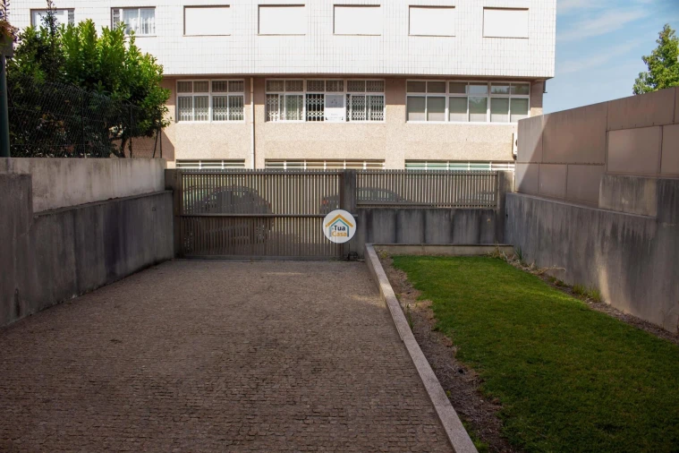 Moradia T4 para Venda em Mafamude e Vilar do Paraíso Foto 41