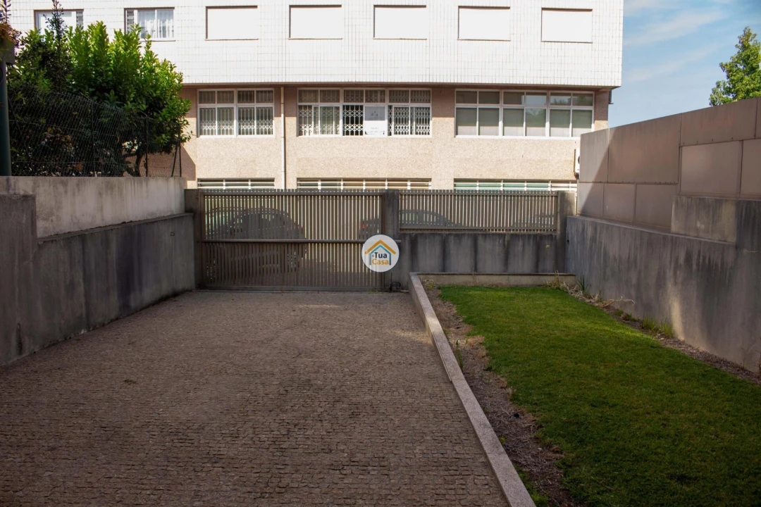 Moradia T4 para Venda em Mafamude e Vilar do Paraíso Foto 41