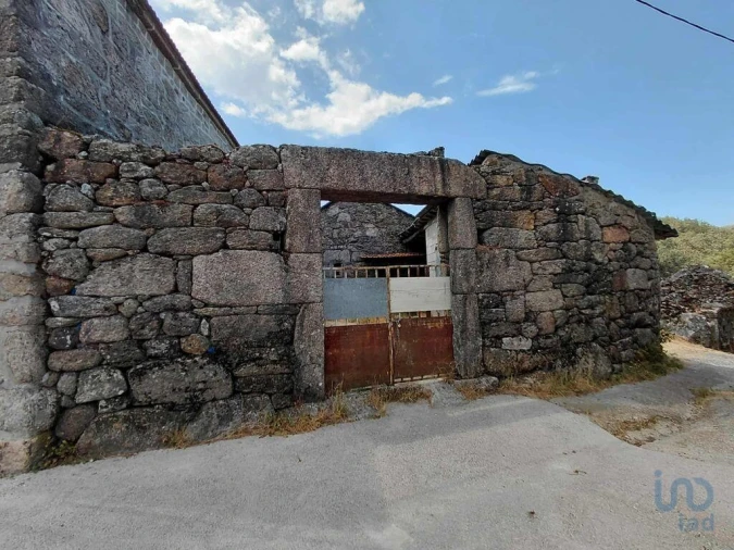 Moradia para Venda em Castro Laboreiro e Lamas de Mouro Foto 4