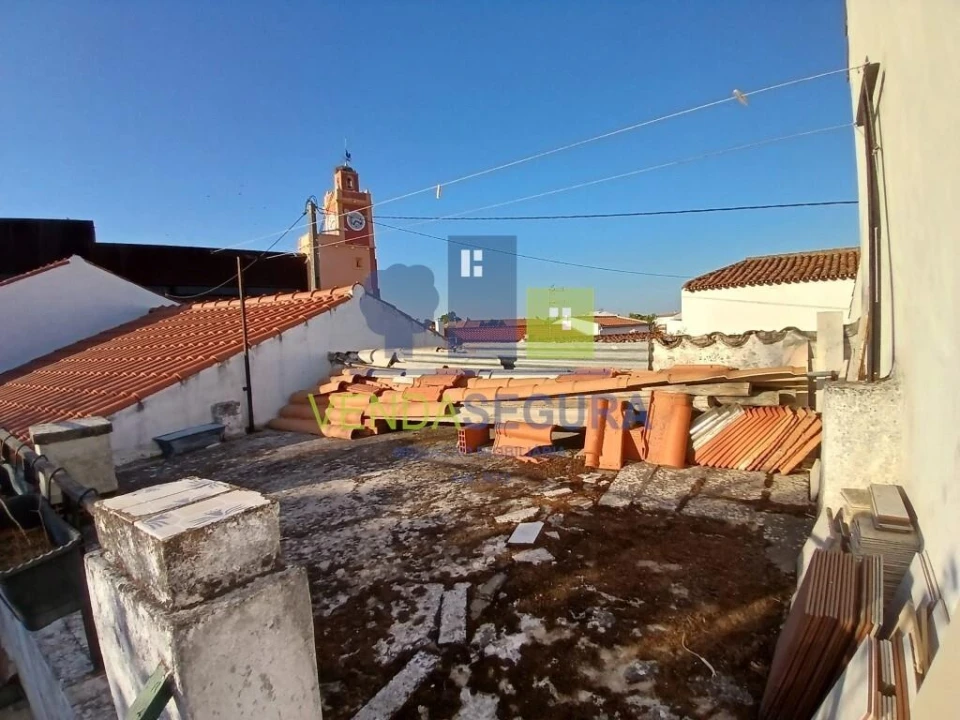 Moradia T2 para Venda em Amareleja Foto 15