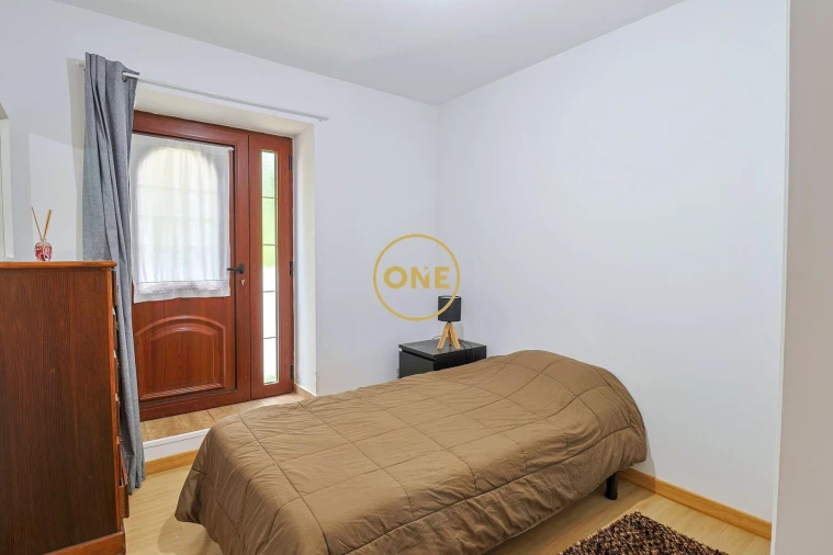 Moradia T3 para Venda em Rossas Foto 23