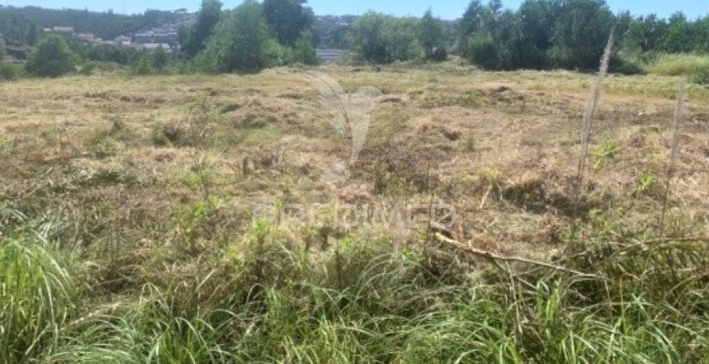 Terreno para Venda em Sandim, Olival, Lever e Crestuma Foto 3
