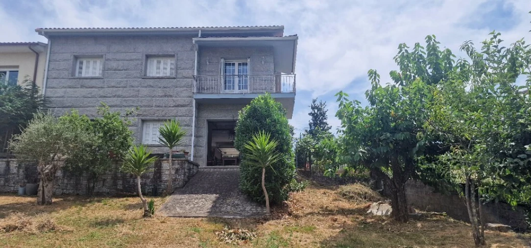 Moradia T4 para Venda em Tabuaças Foto 44