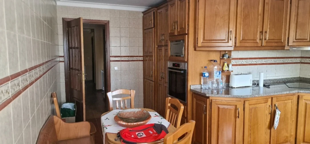 Moradia T4 para Venda em Tabuaças Foto 7