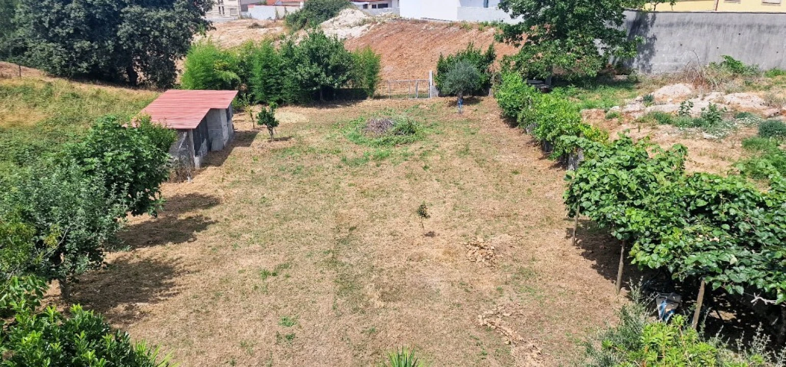 Moradia T4 para Venda em Tabuaças Foto 47