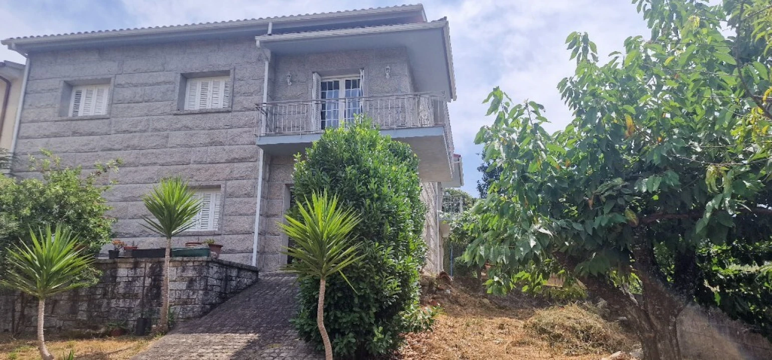 Moradia T4 para Venda em Tabuaças Foto 43