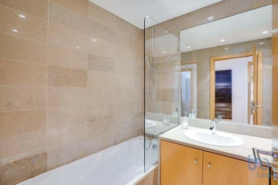 Apartamento T2 para Arrendamento em Olivais