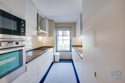 Apartamento T2 para Arrendamento em Olivais