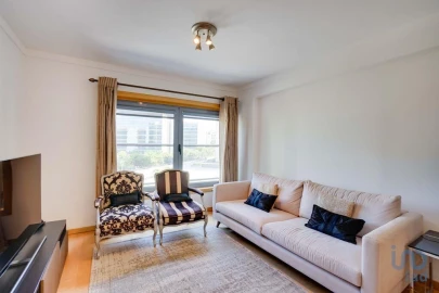 Apartamento T2 para Arrendamento em Olivais