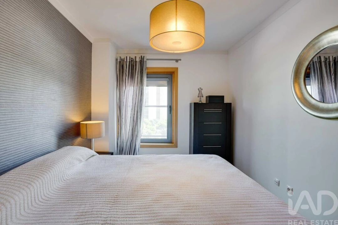 Apartamento T2 para Arrendamento em Olivais Foto 15