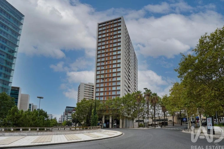 Apartamento T2 para Arrendamento em Olivais Foto 21