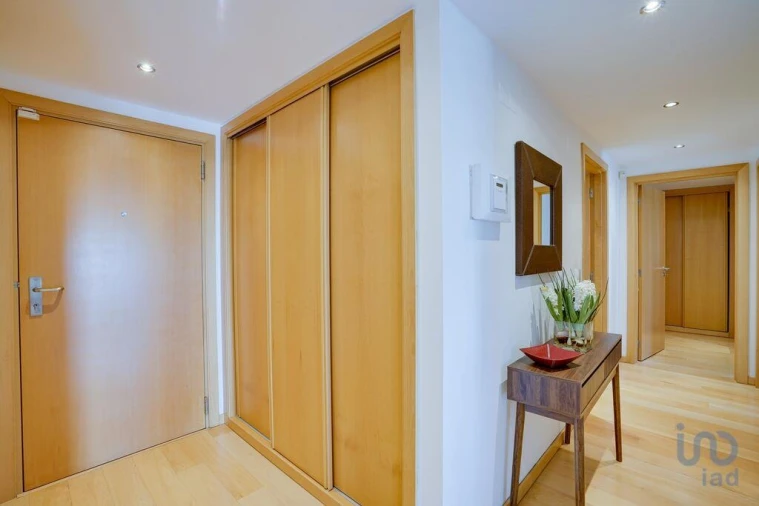 Apartamento T2 para Arrendamento em Olivais Foto 3