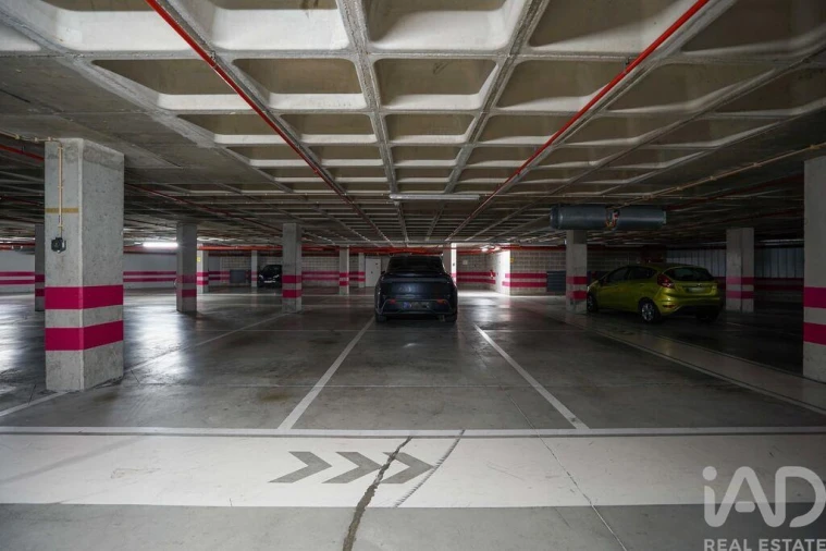 Apartamento T2 para Arrendamento em Olivais Foto 18