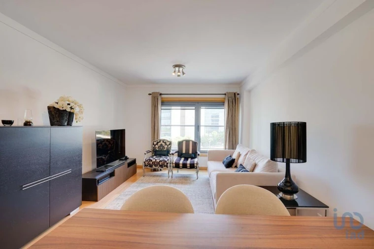 Apartamento T2 para Arrendamento em Olivais Foto 2